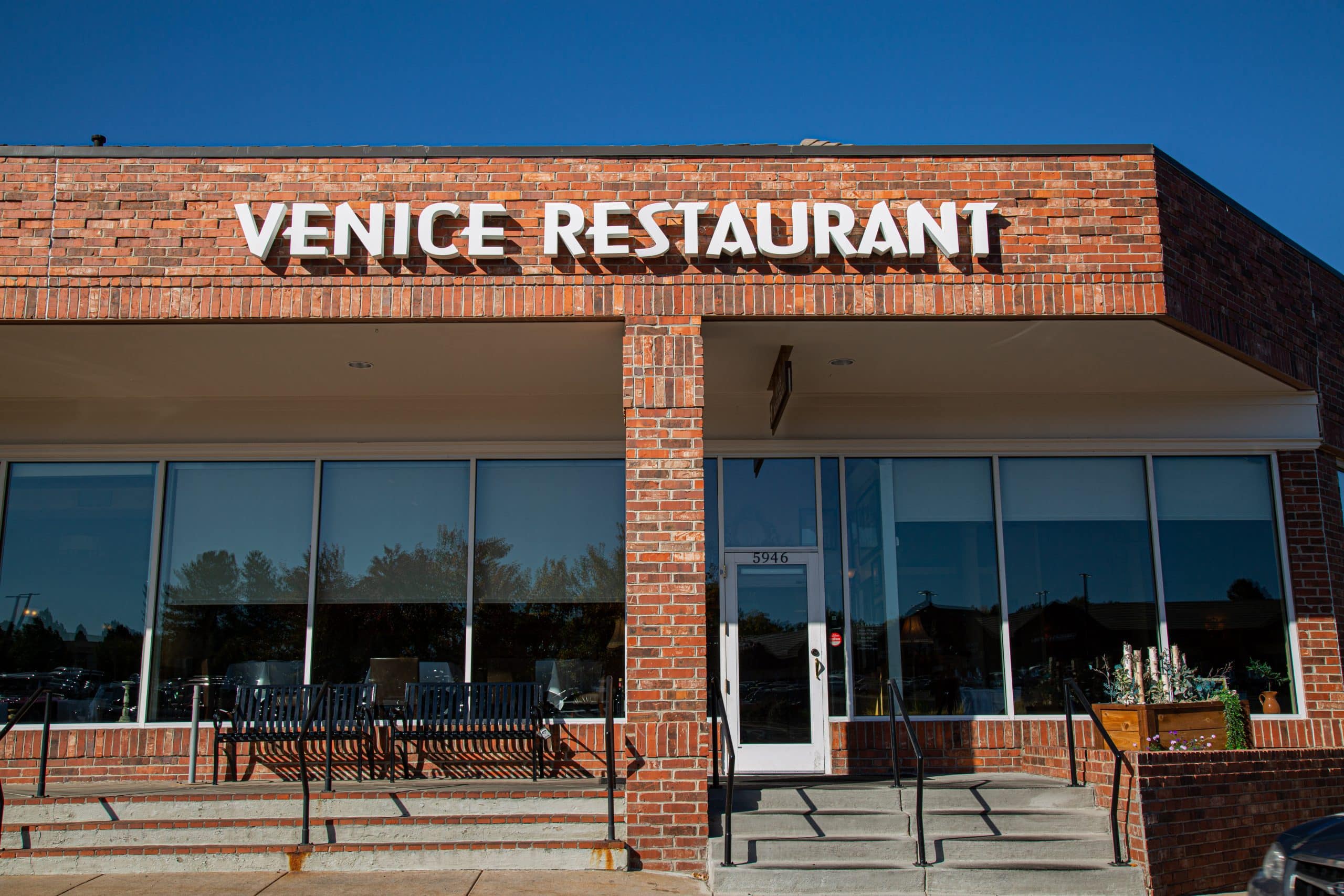 Venice Italian Restaurant DTC Wine Bar Greenwood Village Entrance Venice Italian Restaurant & Wine Bar DTC